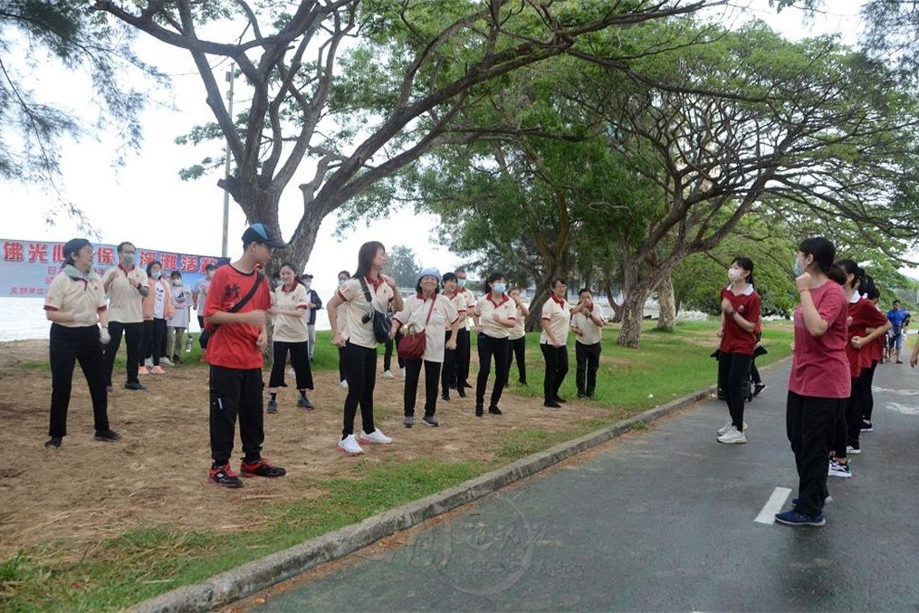 东马兵南邦分会净滩　响应爱地球